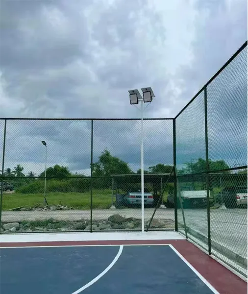 proyector solar para cancha de baloncesto