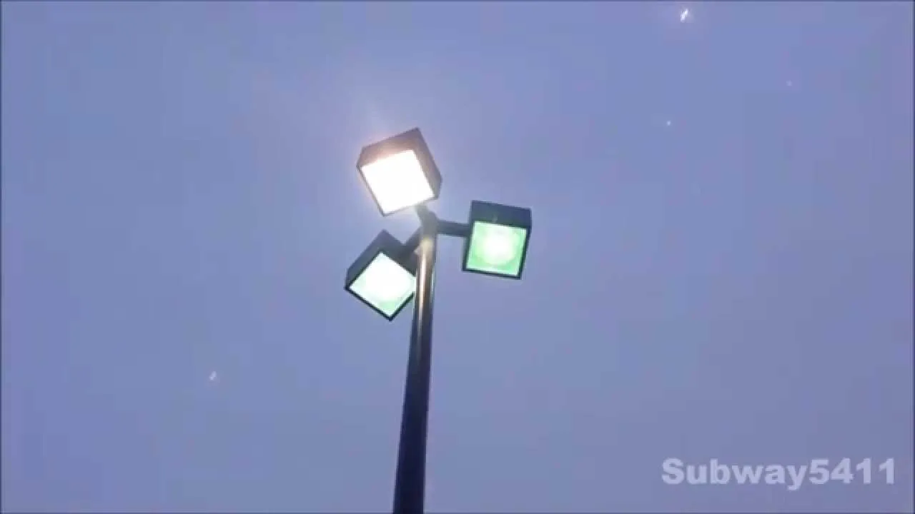 Металлогалогенные лампы Тип уличного освещения